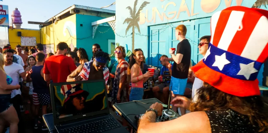 ITH Beach Bungalow Surf Hostel