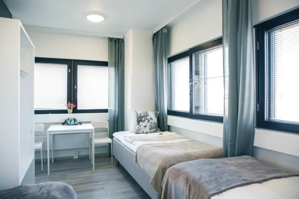 Inn Tourist Hotel Hostel