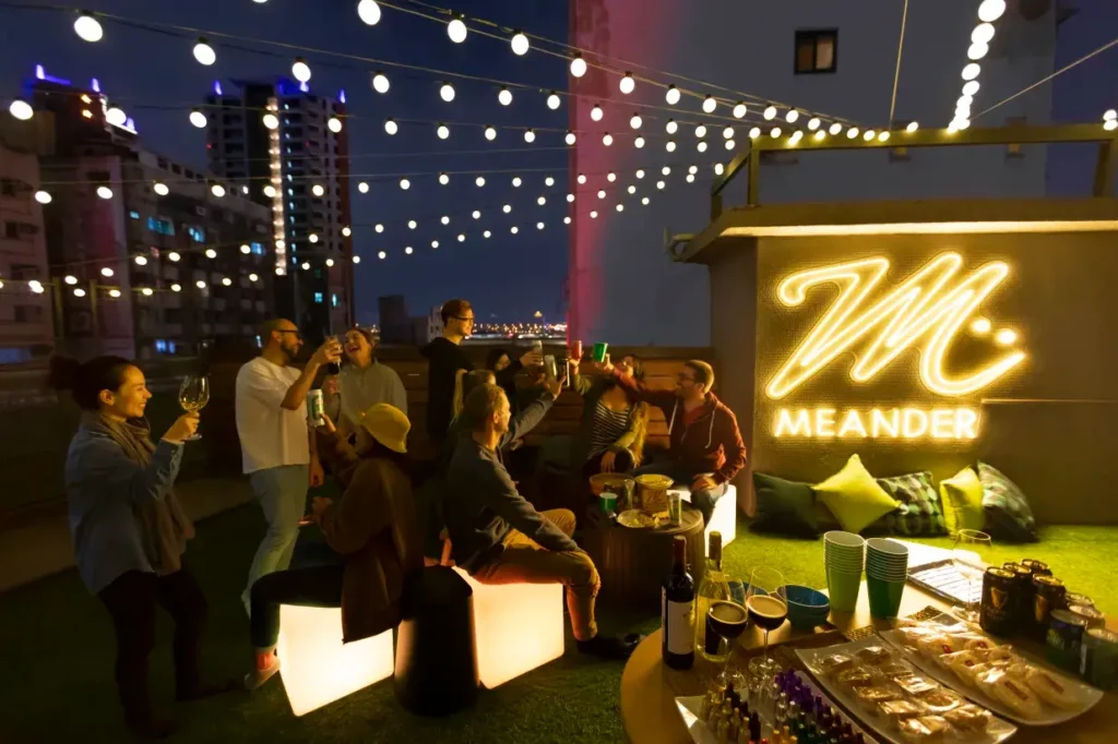 Meander Taipei Hostel