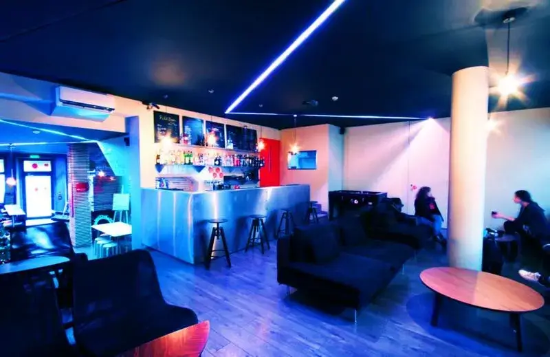 PILOT Design Hostel Bar