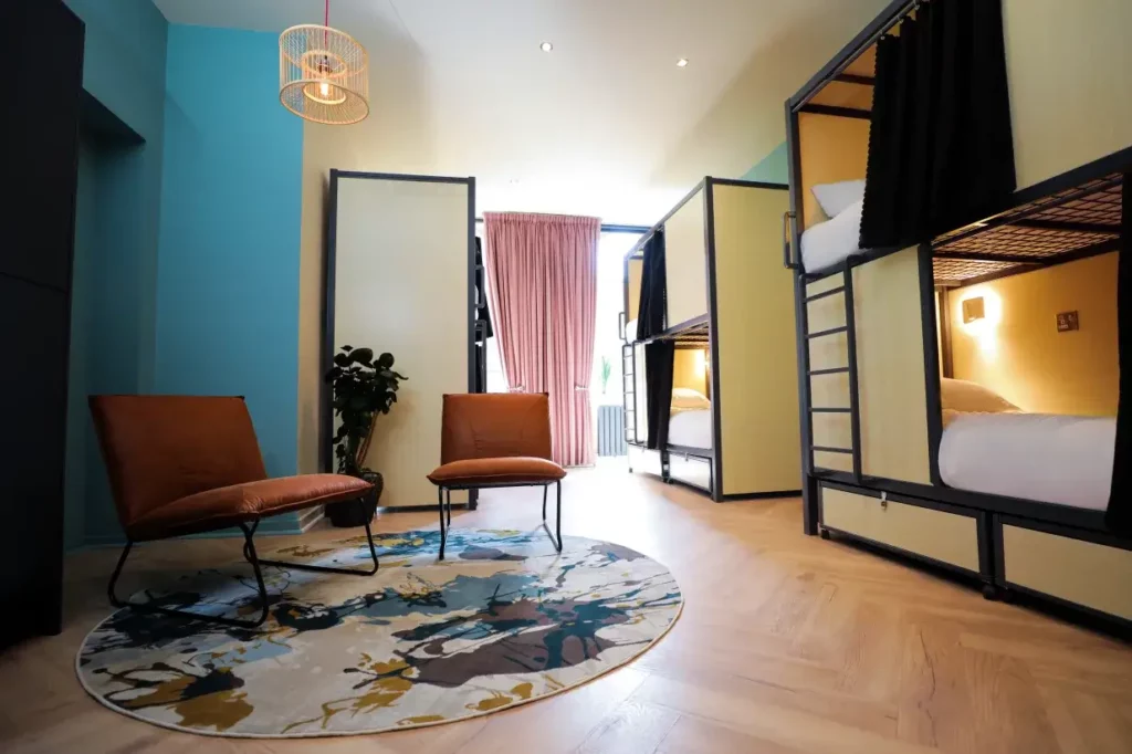 Revolver Hotel