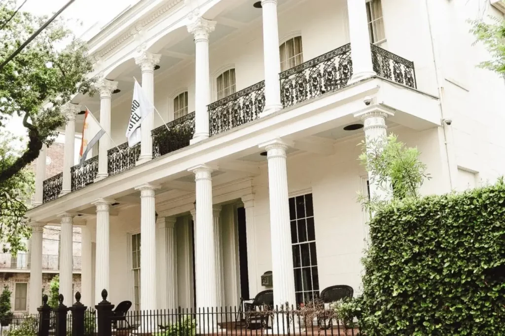 The Henry Howard Hotel